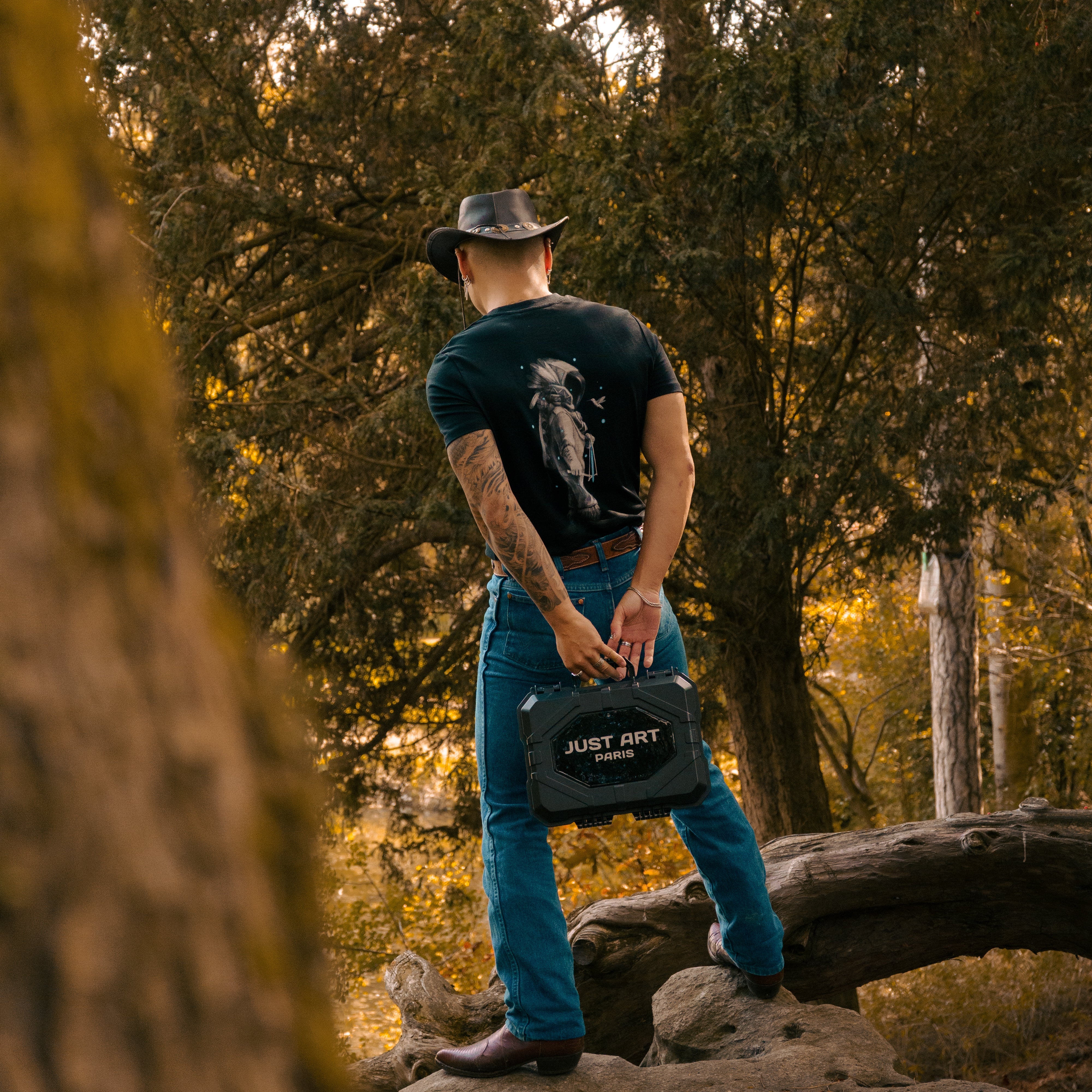 Chromatic Love Black T-shirt